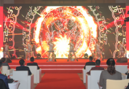 “光荣绽放 续写辉煌”主题年会暨链美生活2021年度总结大会