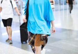[跨特别深的裤子怎么穿]男生oversize怎么穿出“高级感”？T恤+短裤，穿好了显瘦又帅气