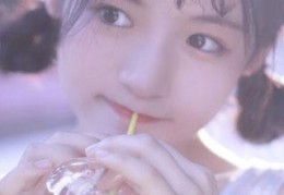 云笑看见王云卿透过薄祁渊宽厚的肩完整未删减版