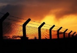 [终身和无期徒刑可以减刑吗]无期徒刑减刑还有政治权利吗